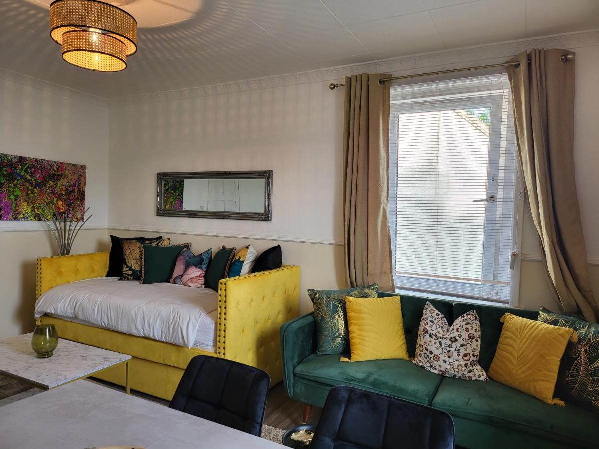 4 Bedrooms Apartment By Sensational Stay Short Lets & Serviced Accommodation EDI Exterior foto