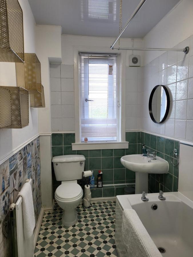 4 Bedrooms Apartment By Sensational Stay Short Lets & Serviced Accommodation EDI Exterior foto