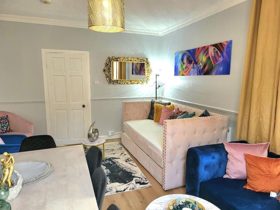 4 Bedrooms Apartment By Sensational Stay Short Lets & Serviced Accommodation EDI Exterior foto